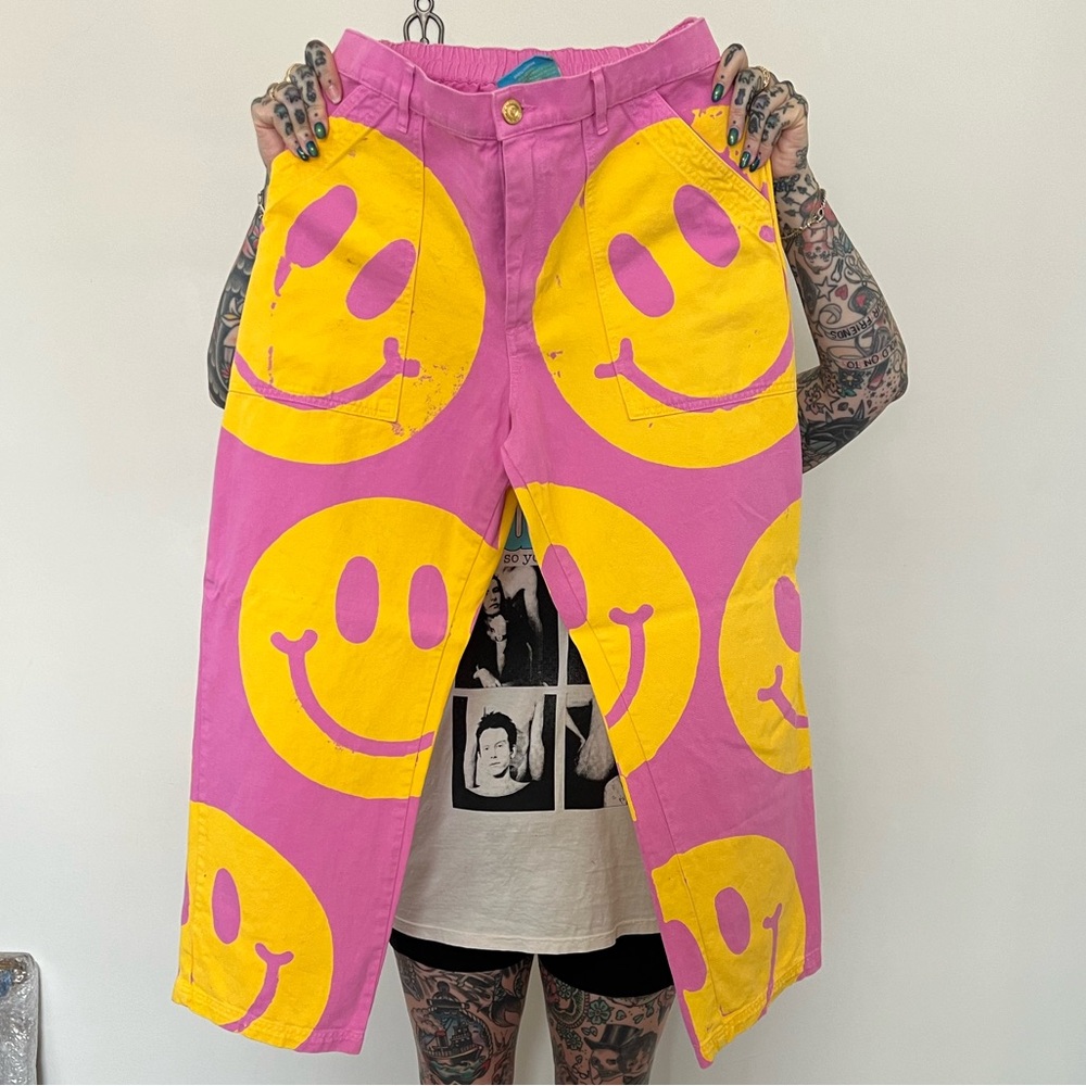BIG BUD PRESS pink smiley work pants